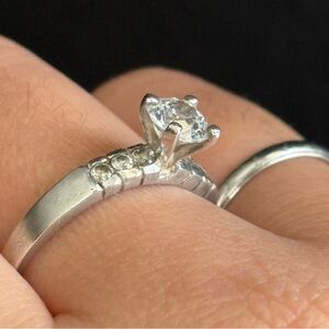 Sterling Silver Crystal Ring 925